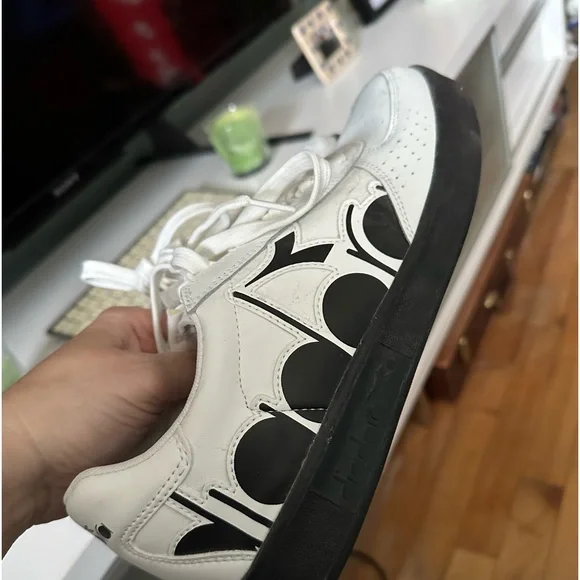 Fep blue shop silver sneakers
